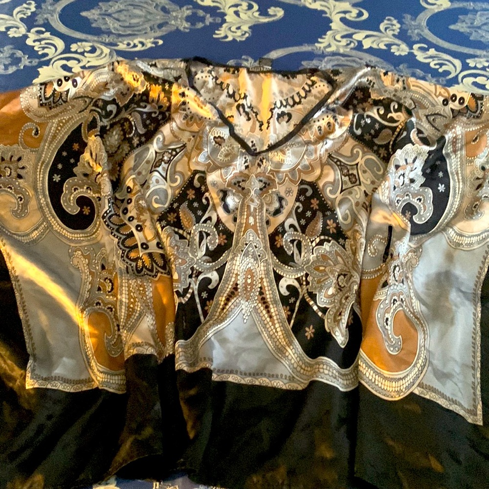 Beautiful Print Shaw Blouse, silver, gold, black white